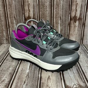 Nike ACG Lowcate Smoke Grey Dark Vivid Purple‎ Black Men's US Size 6